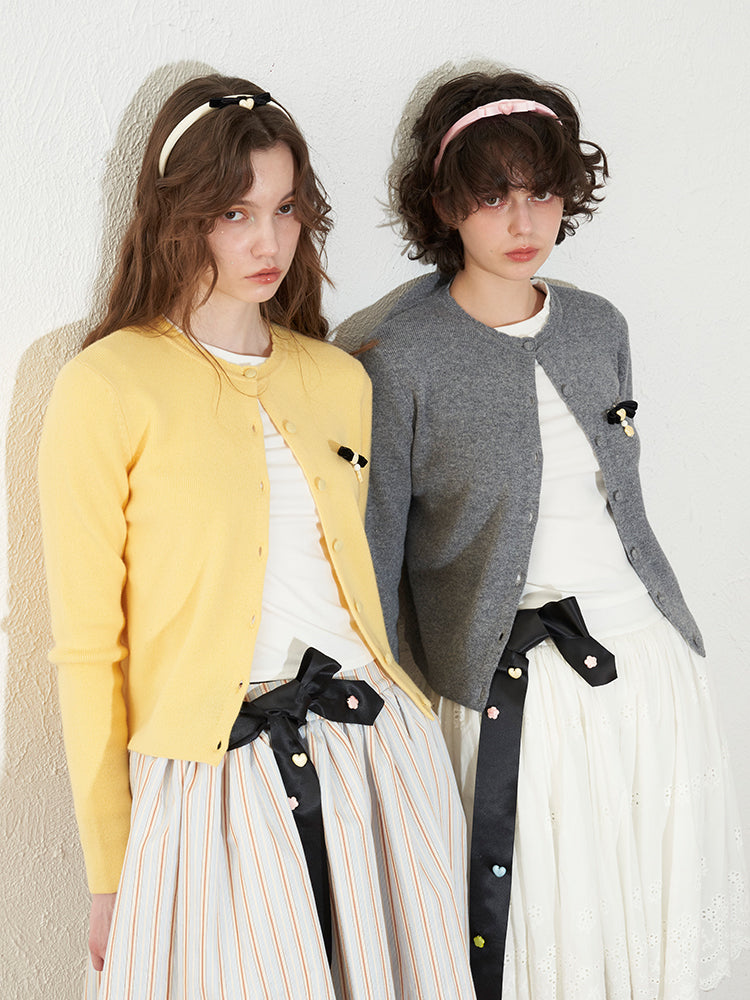 ‘Strawberry Roll’ Grey Knit Cardigan