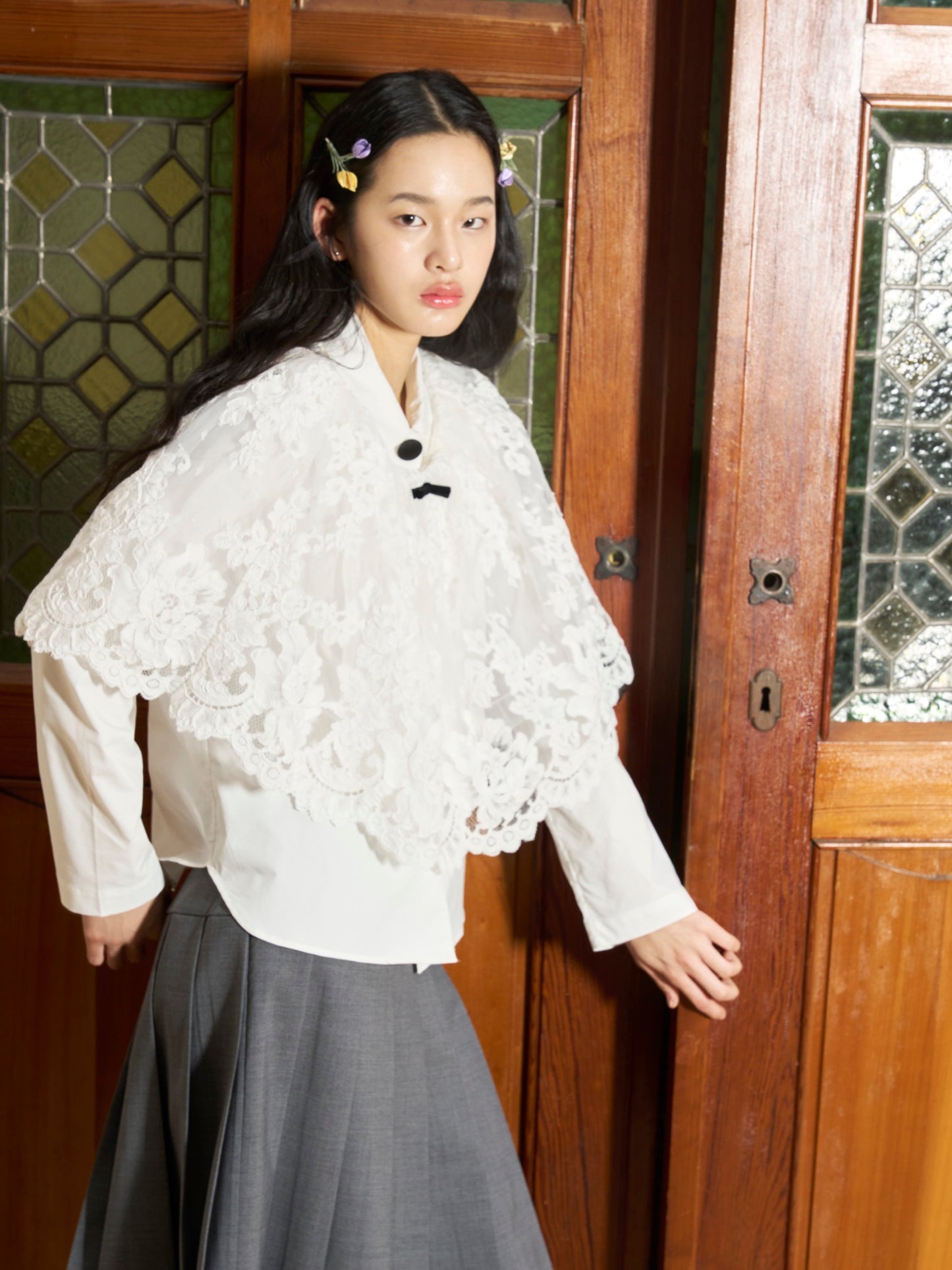 'Spring Whisper' Lace Short Cape