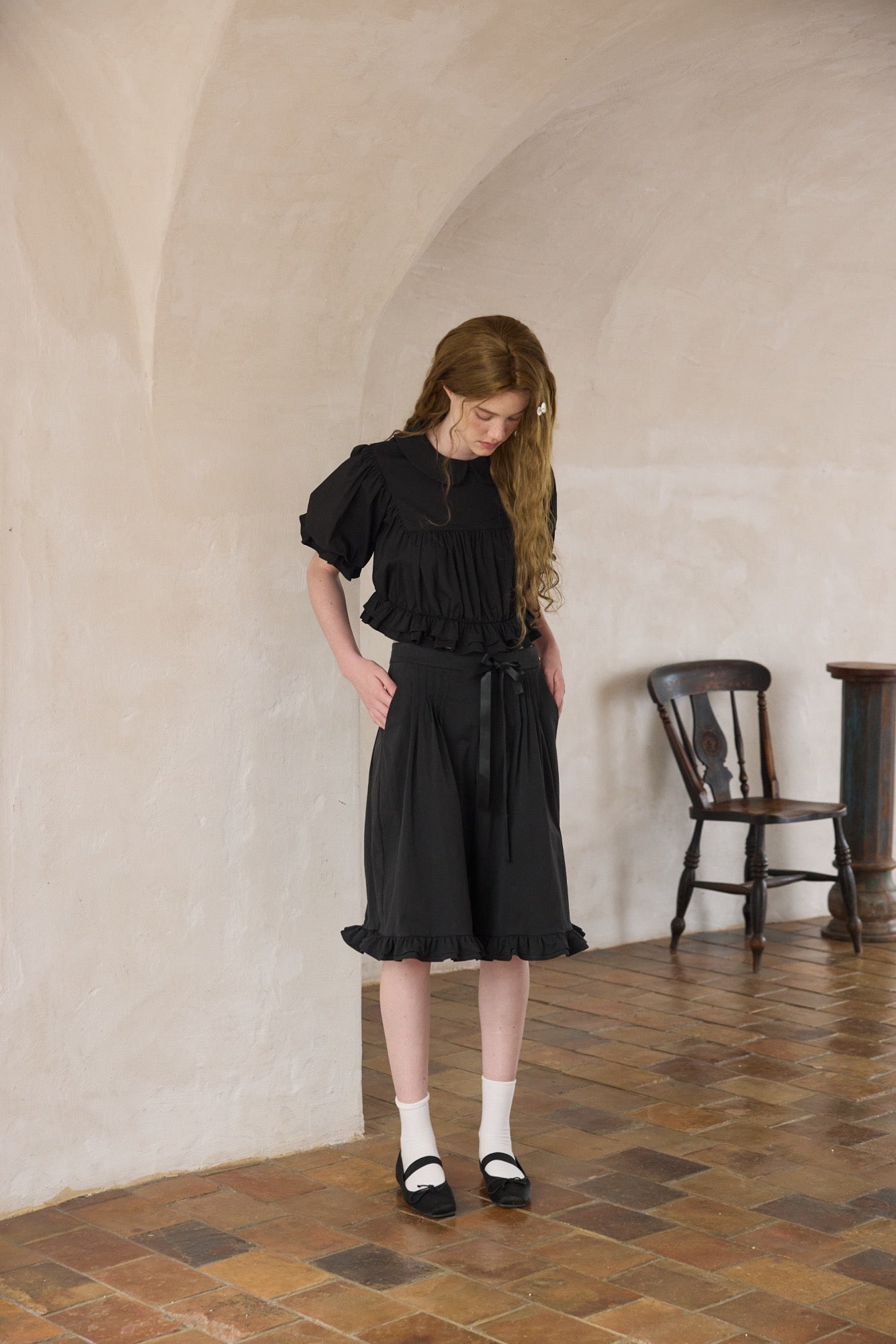 ‘Eric’ Black Bow Mid-length Shorts