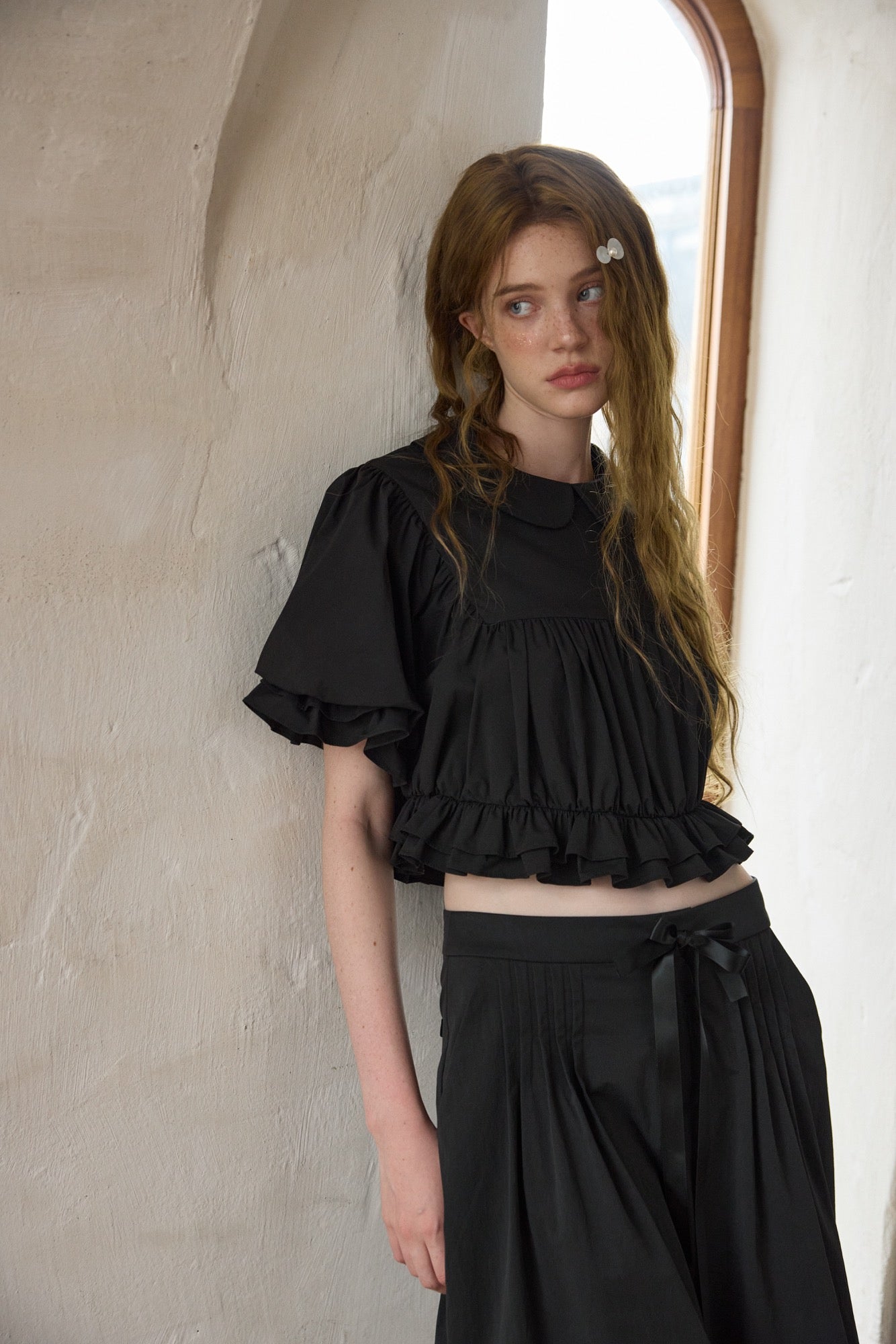 ‘Eric’ Black Bow Mid-length Shorts