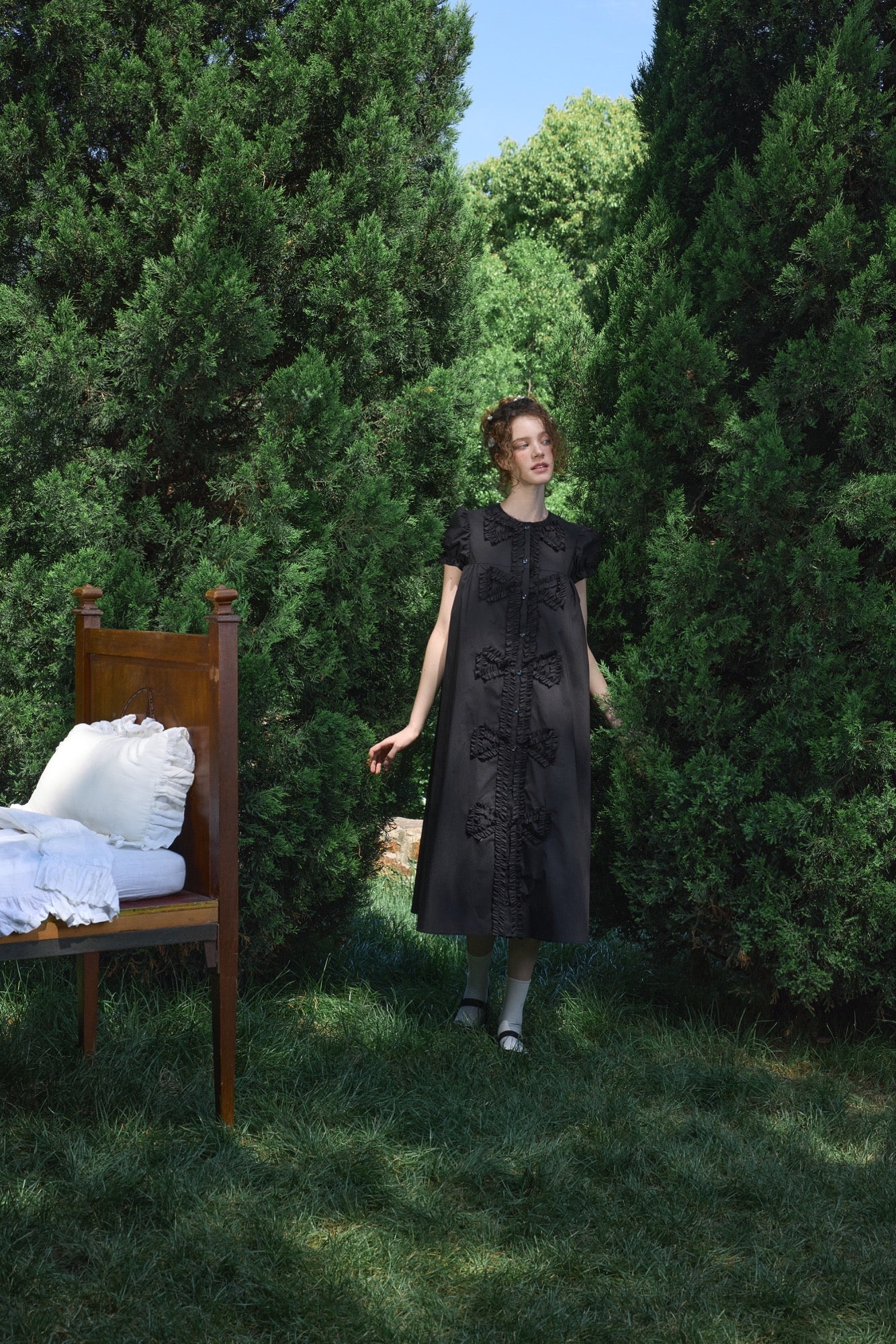 ‘Andrina’ Black Gathering Bow-tie Long Shirt Dress