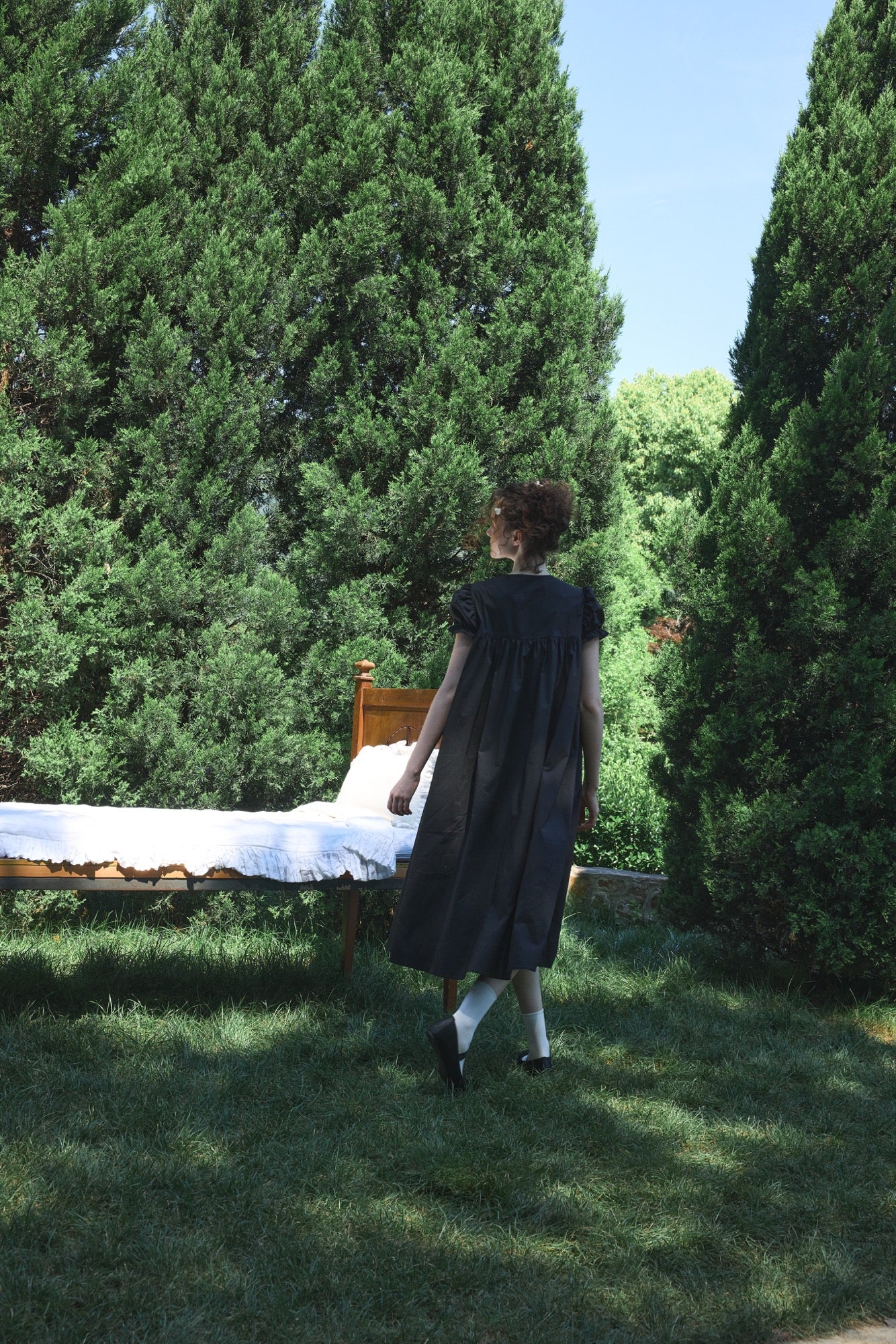 ‘Andrina’ Black Gathering Bow-tie Long Shirt Dress