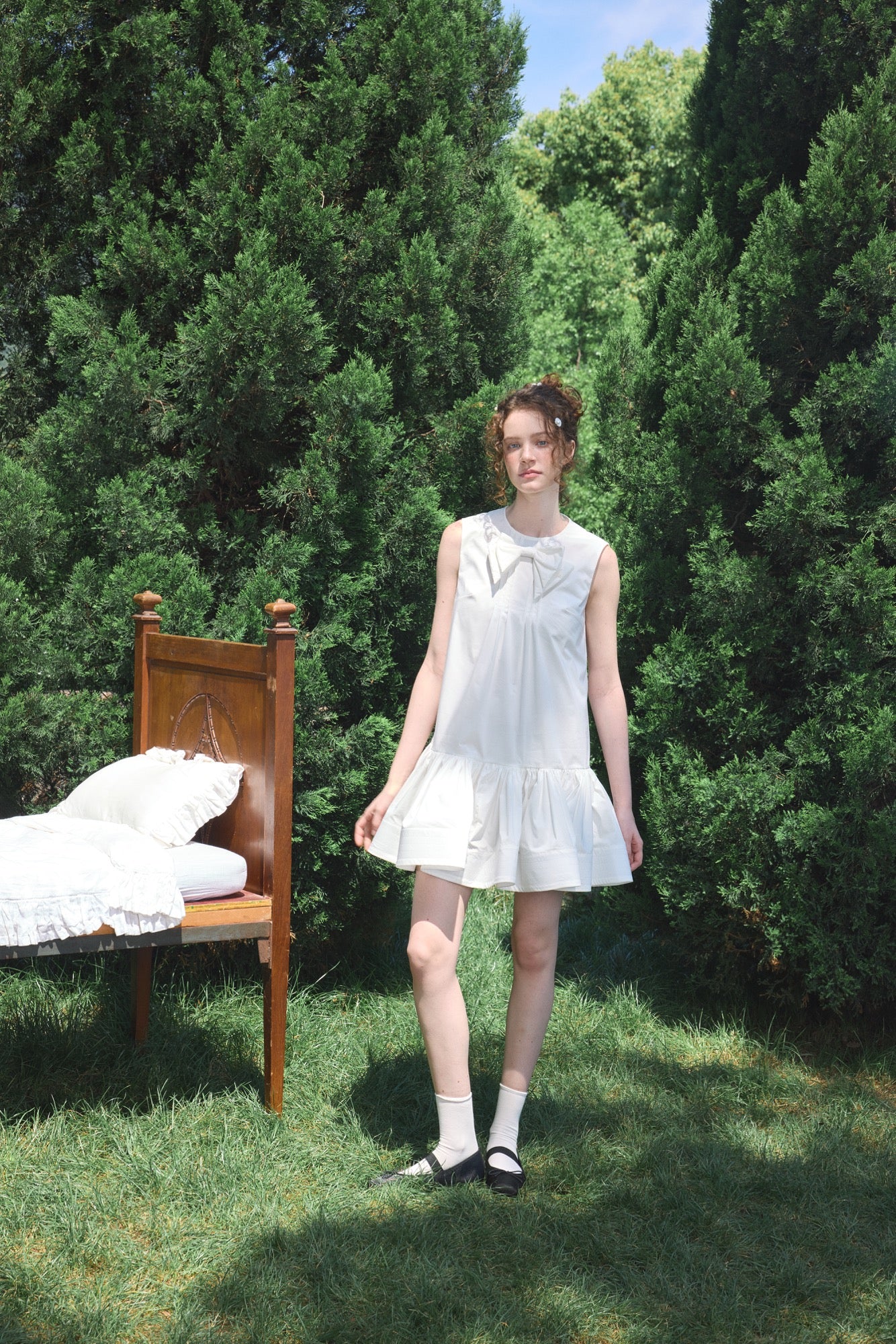 ‘Arista’ White Bow-tie Vest Dress