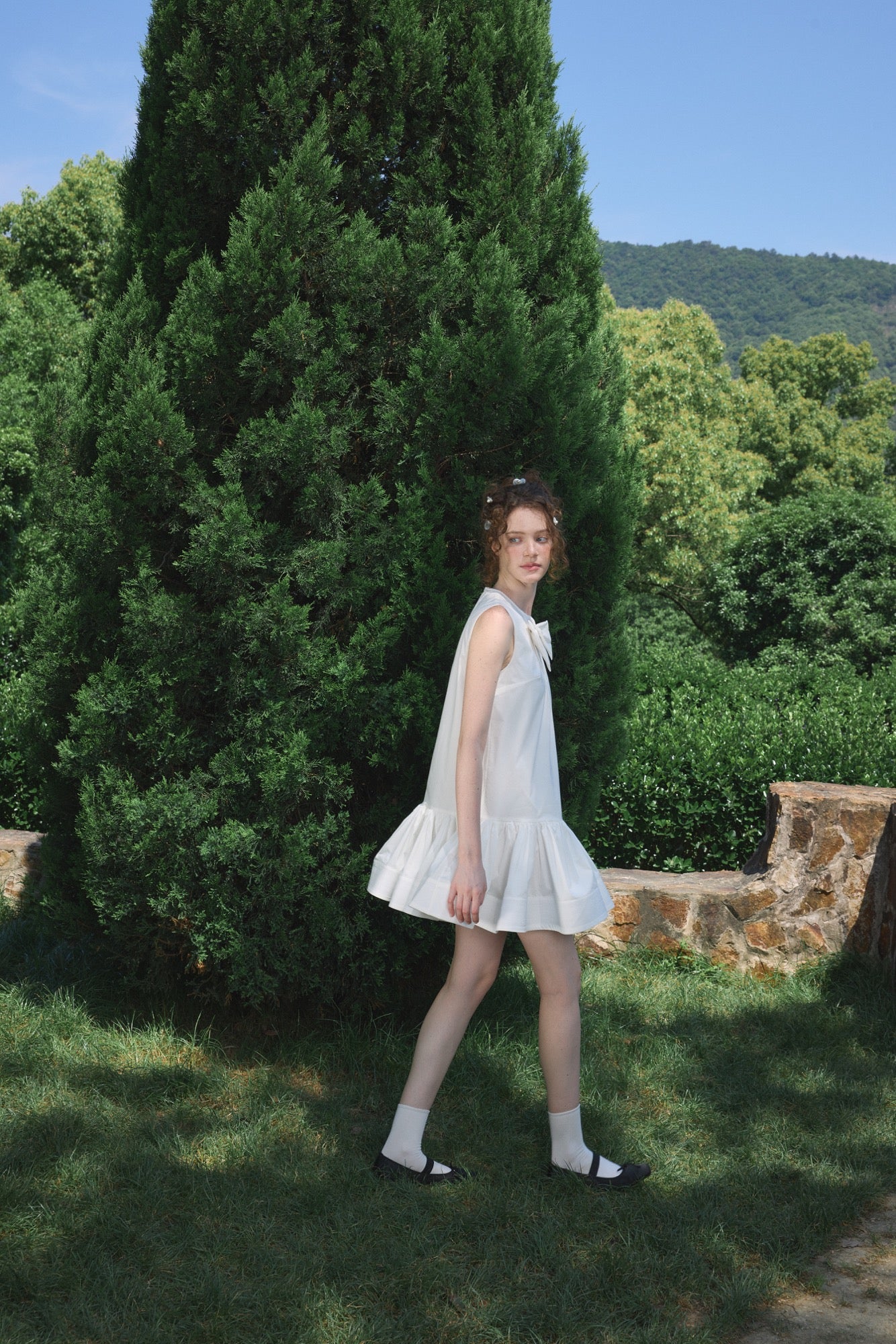 ‘Arista’ White Bow-tie Vest Dress
