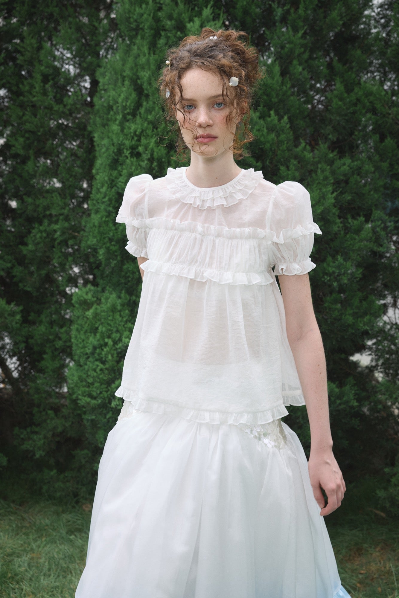 ‘Bubble’ White Puff Backless Top