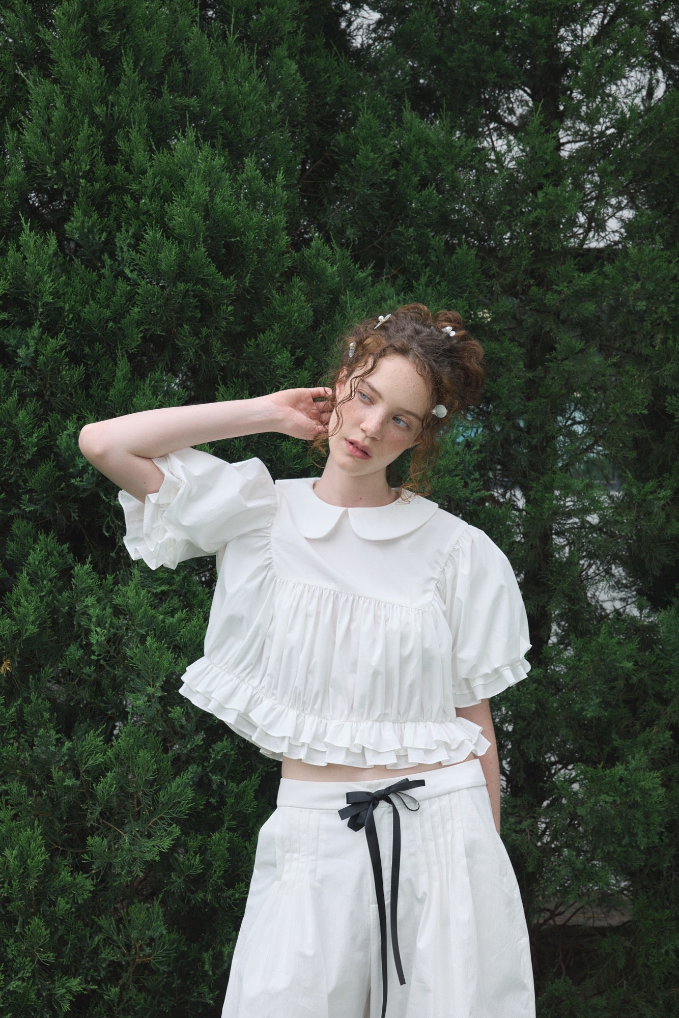 ‘Ursula’ White Ruched Cropped Top