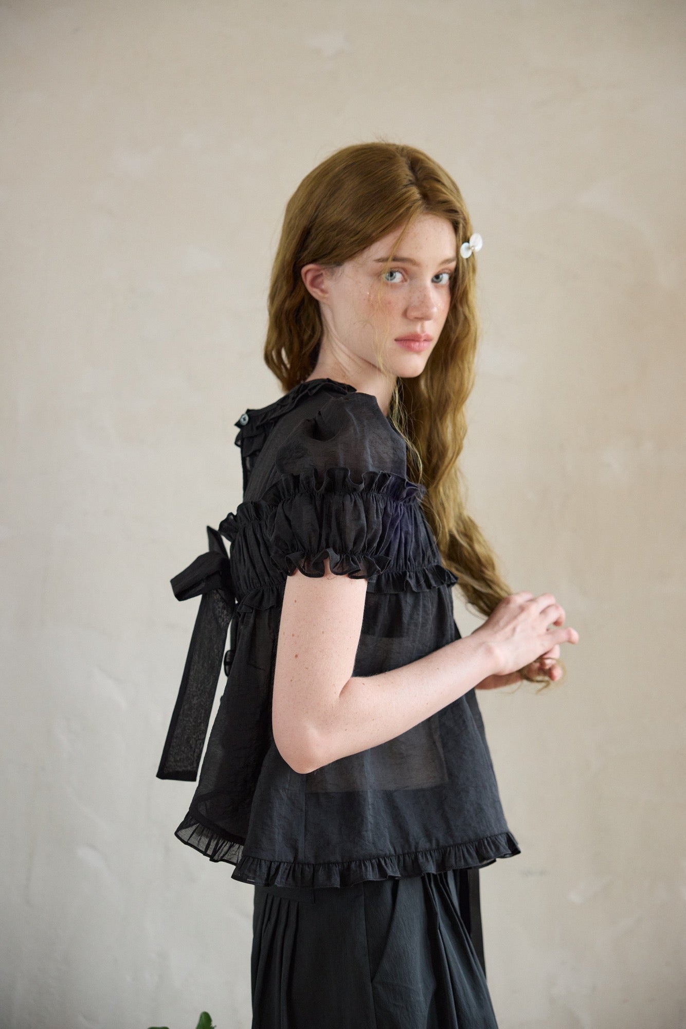 ‘Bubble’ Black Puff Backless Top