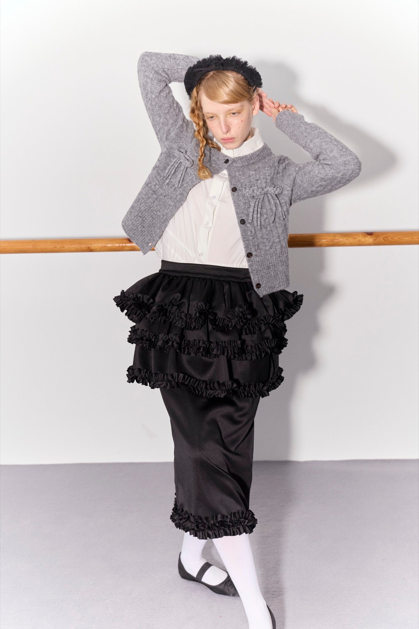 'Balancé' Gray Bow Knit Cardigan