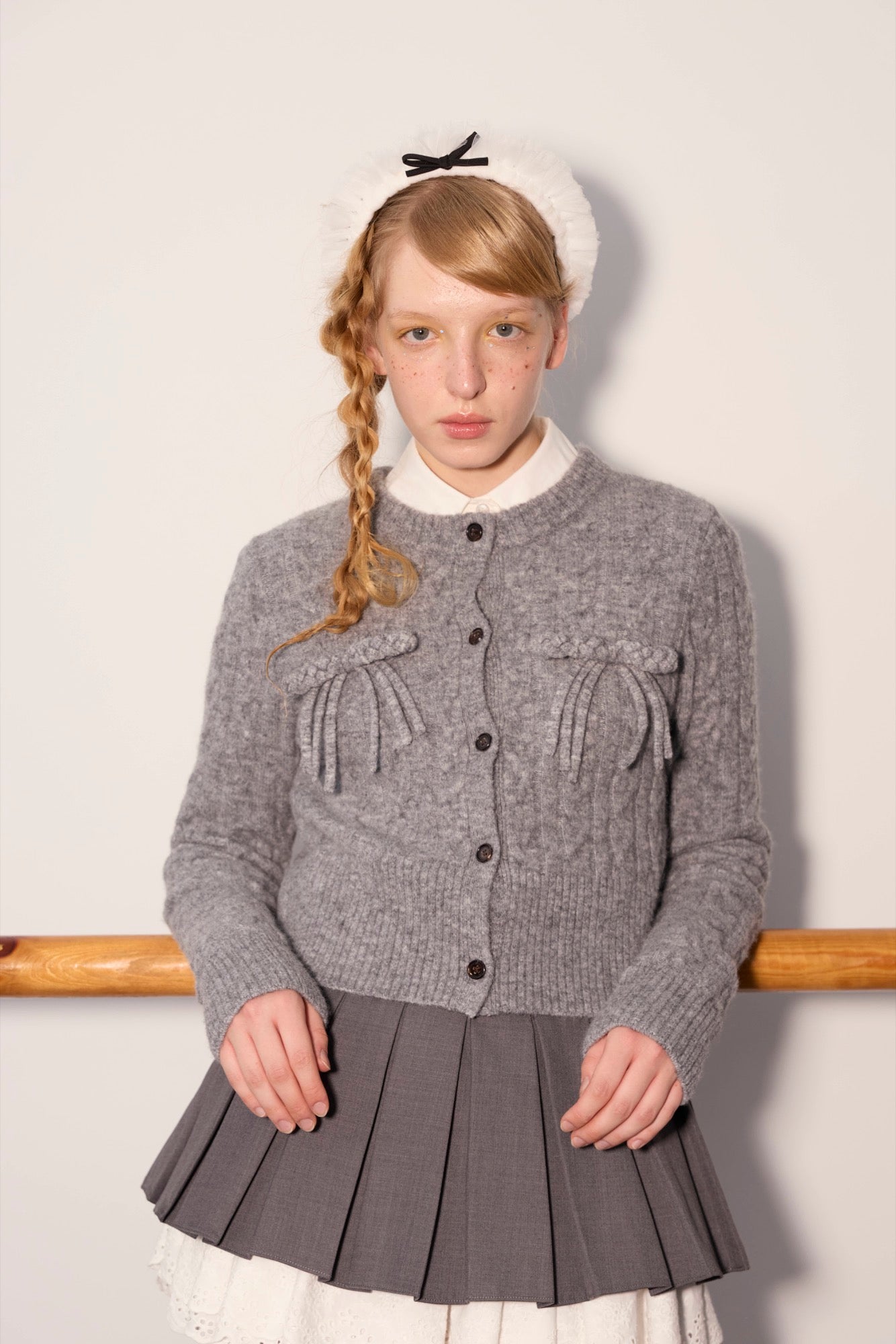 'Balancé' Gray Bow Knit Cardigan