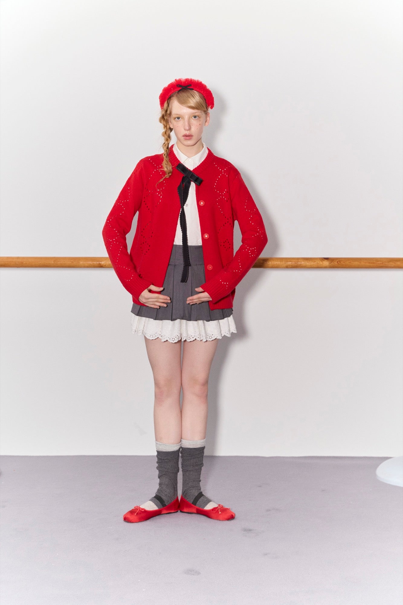 'Florine' Gray Pleated Skirt