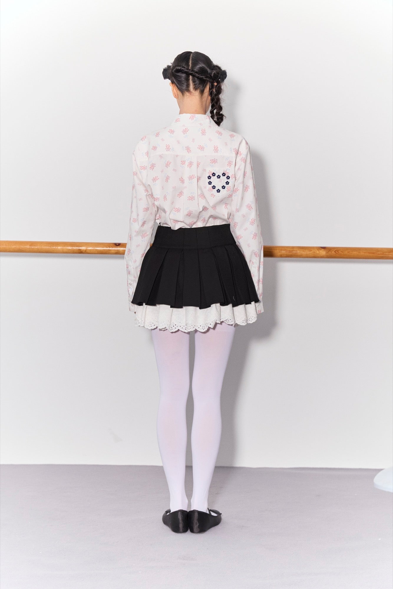 'Florine' Black Pleated Skirt
