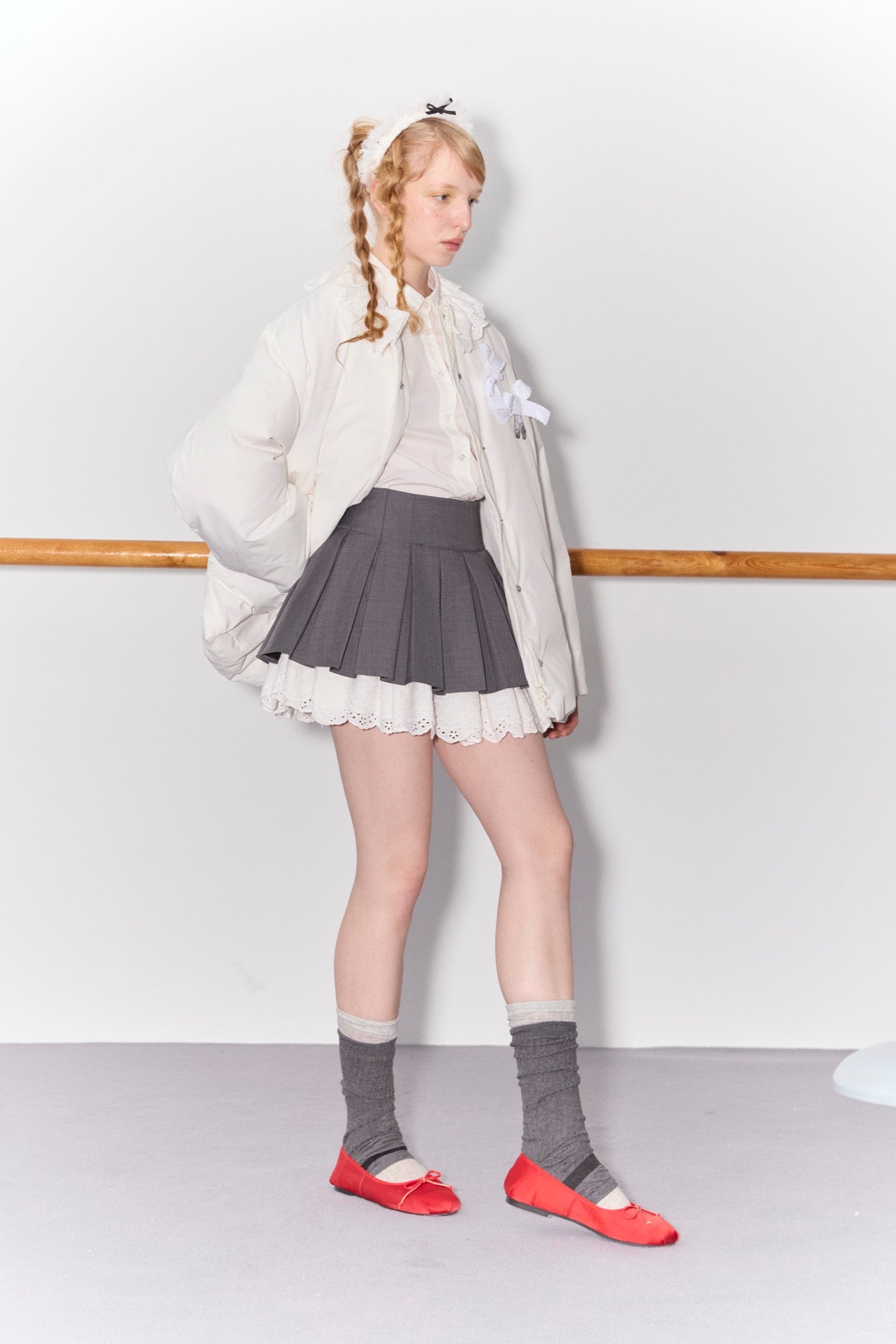 'Florine' Gray Pleated Skirt