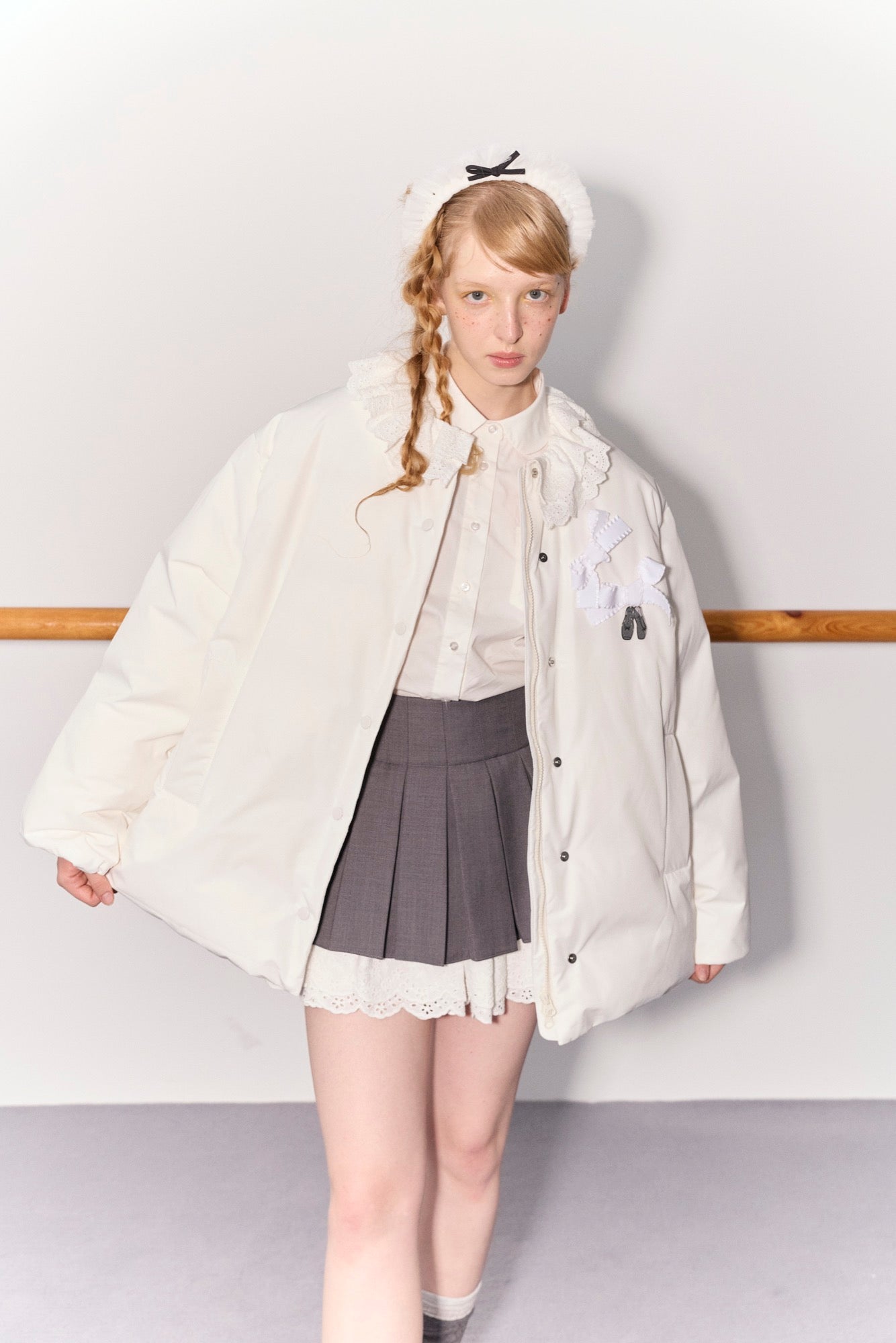 'Florine' Gray Pleated Skirt