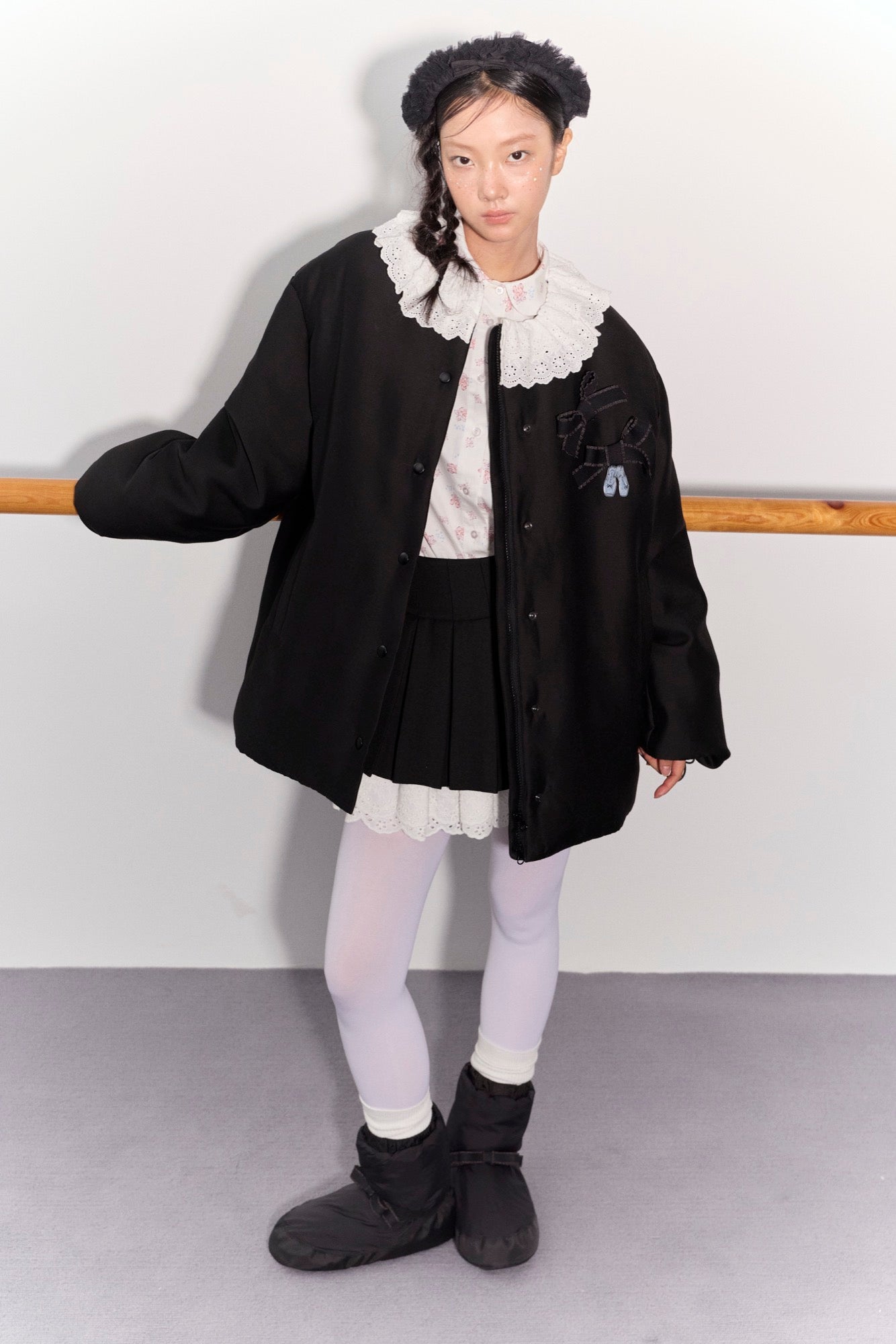 'Florine' Black Pleated Skirt