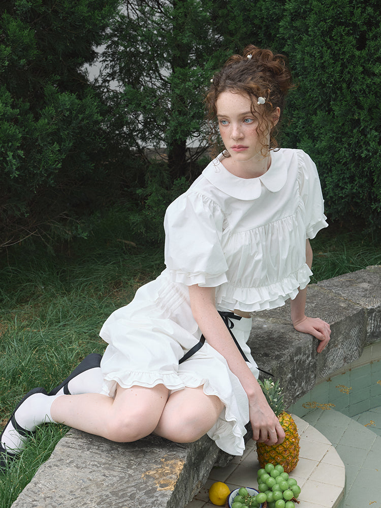 ‘Ursula’ White Ruched Cropped Top