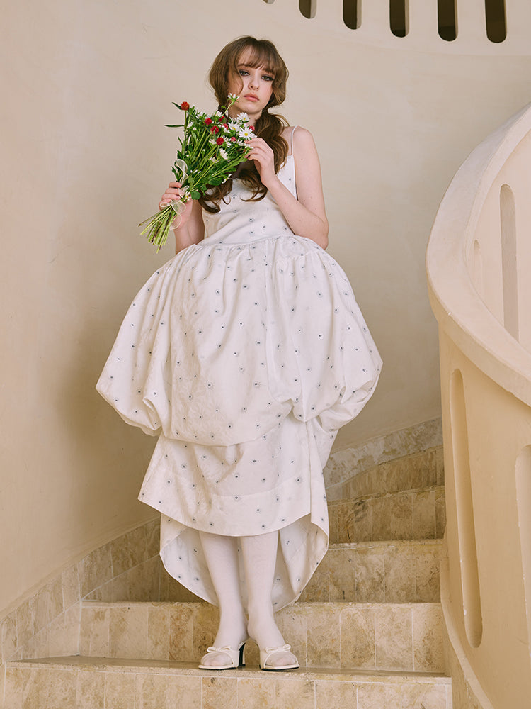 ‘Violette’ White Heart-shaped Gathering Dress